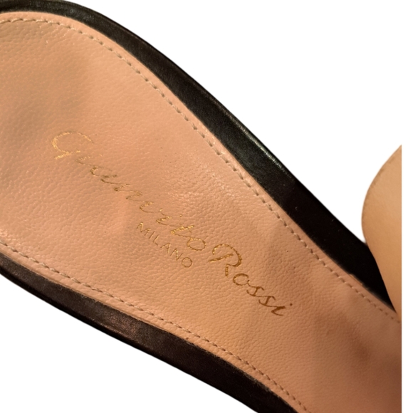 Gianvito Rossi Leather Wedges - Picture 7 of 9